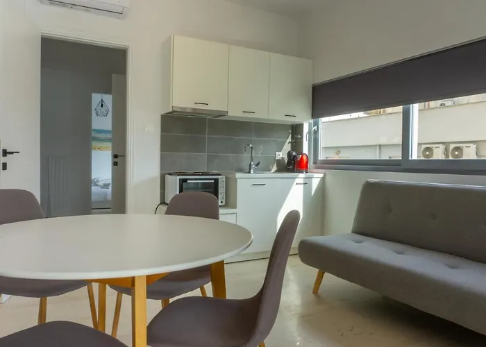 アパート Nest Port View