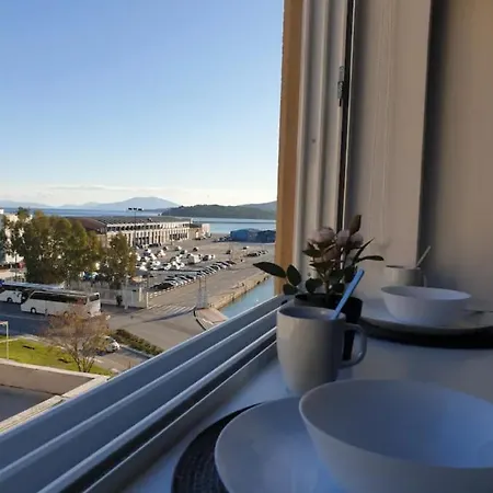 Nest Port View Volos
